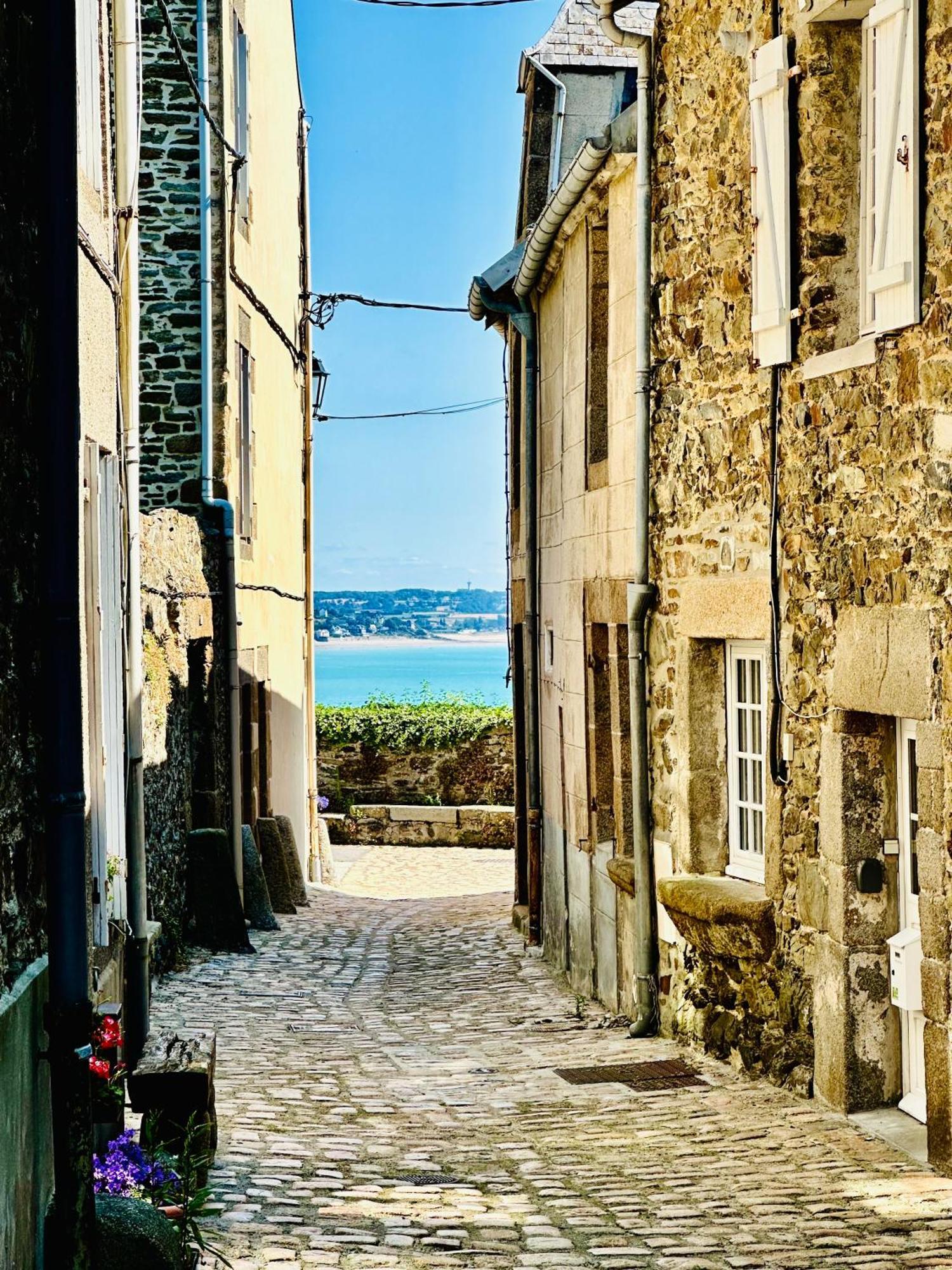 Le Refuge De Lalbatros Vert Donville-les-Bains Exteriér fotografie